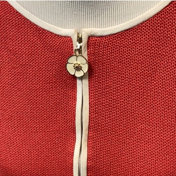 St. John Collection Red Jacket With White Trim - Picture 2 of 10